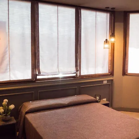 לינה וארוחת בוקר Host'n Go 3*